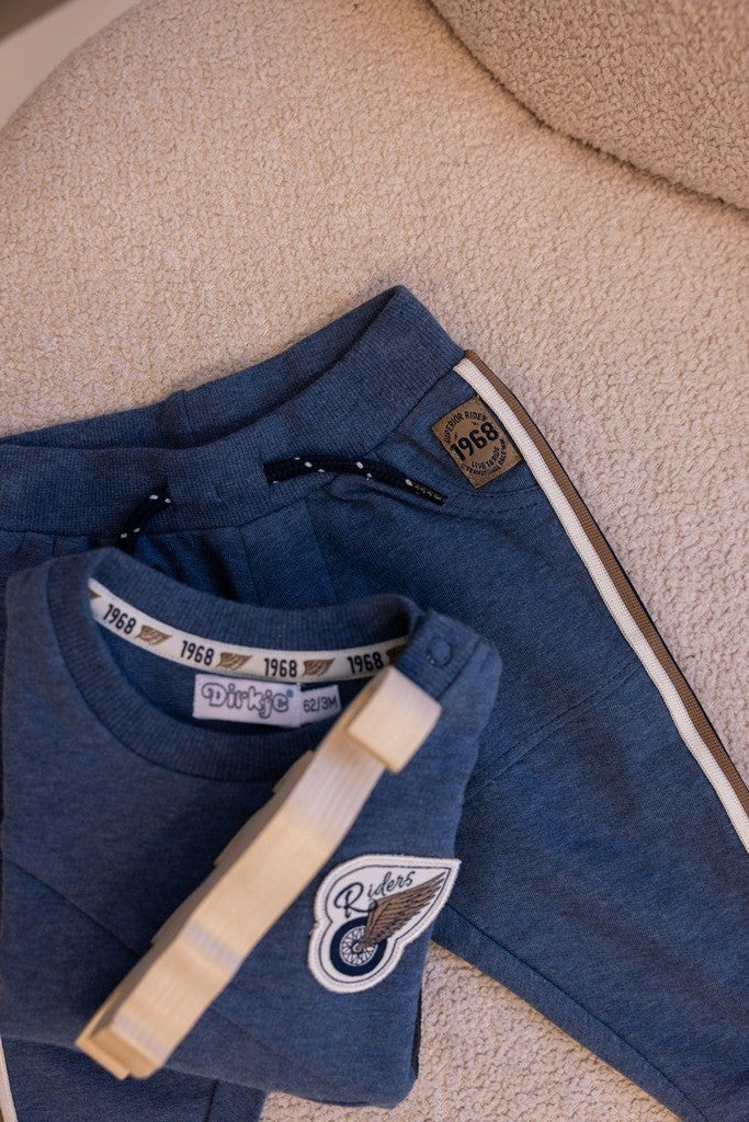 Licht blauwe jogging broek