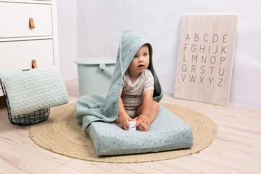 Badcape - Paper Planes